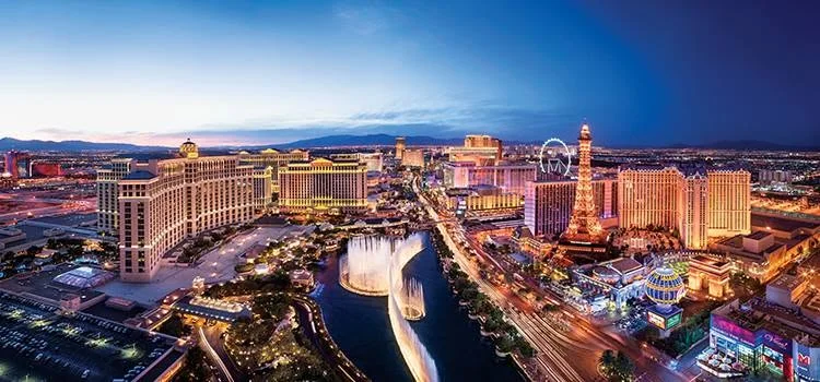 Las Vegas skyline the night before Affiliate Summit West 2017